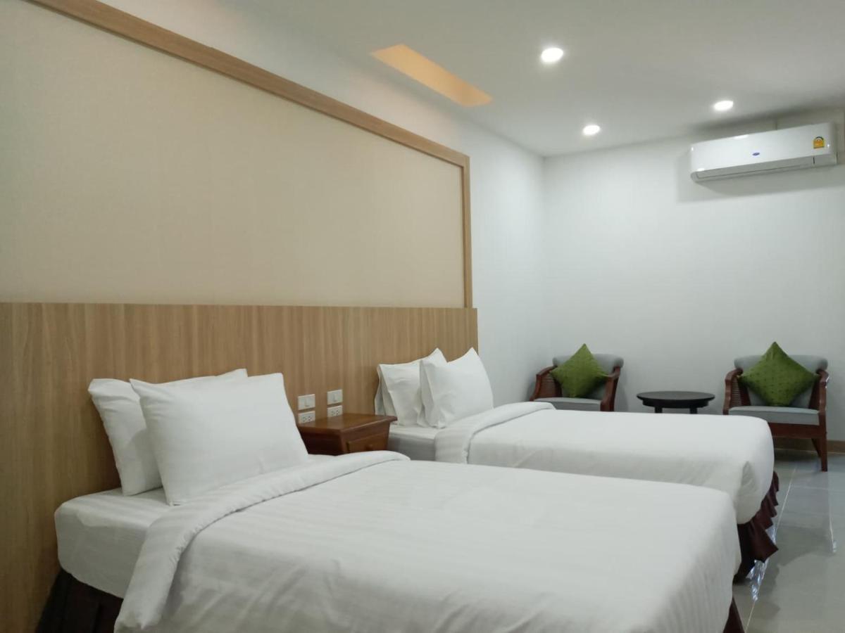 Hotel Nine Smiths Chiangmai Chiang Mai
