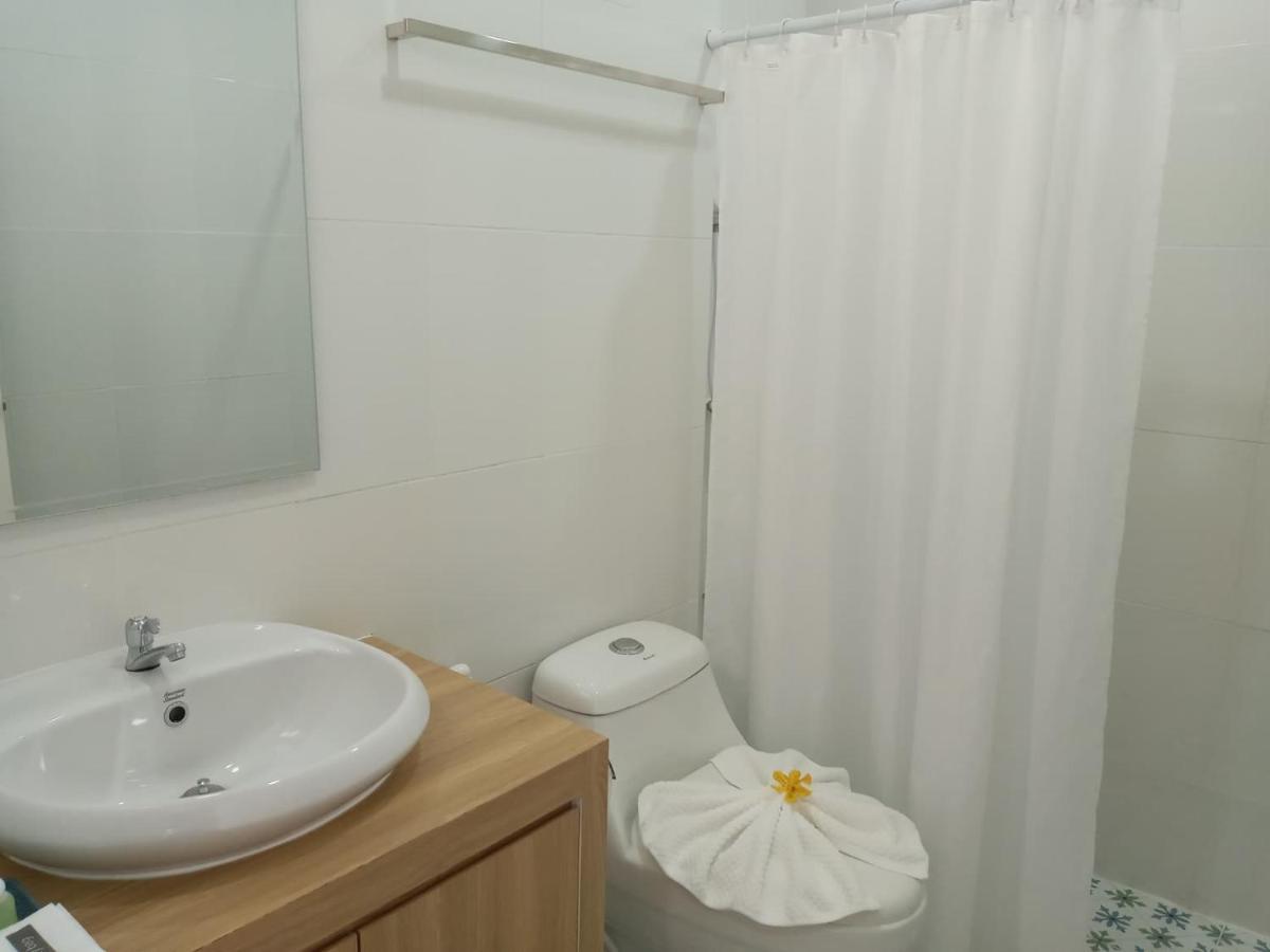 Hotel Nine Smiths Chiangmai 3*